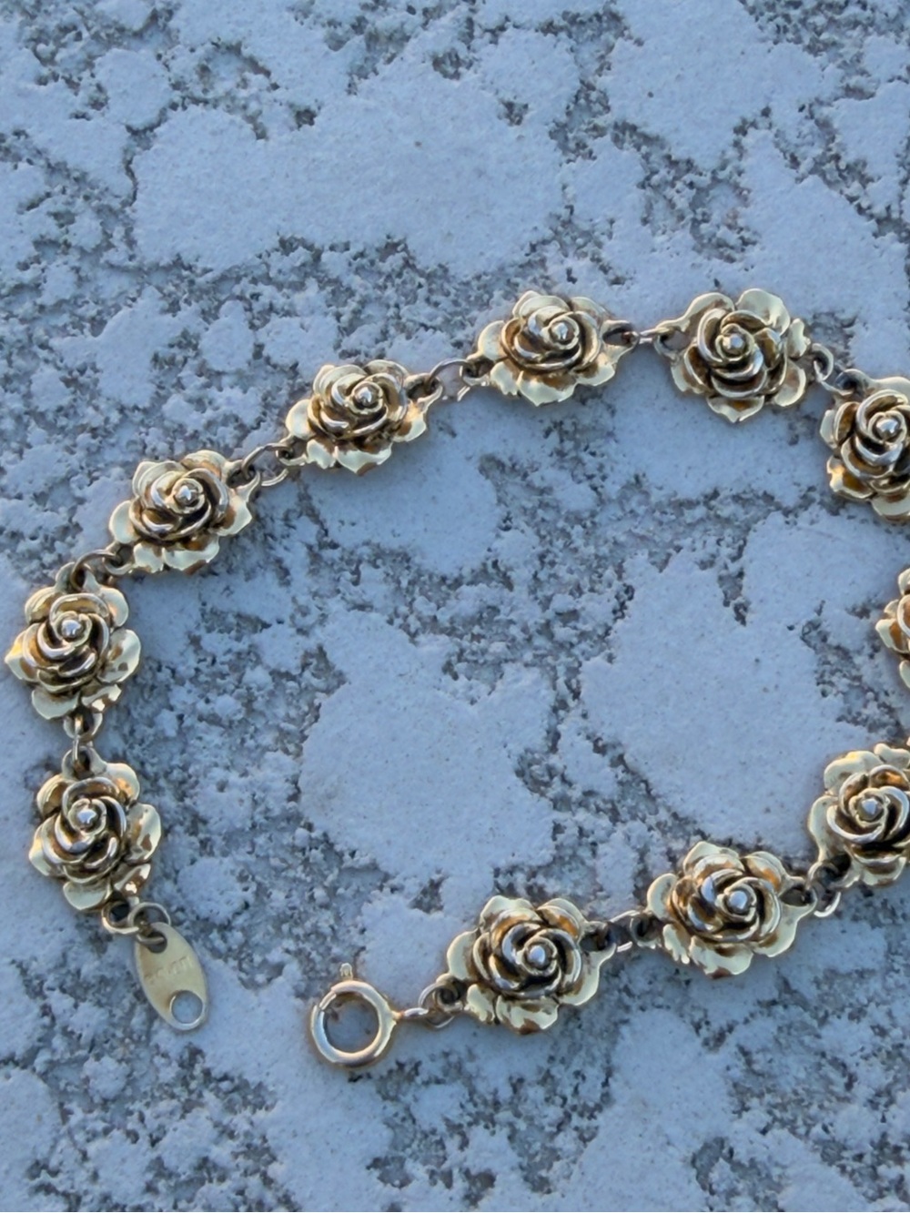 Gold Rose Link Bracelet - Women's Floral Jewelry